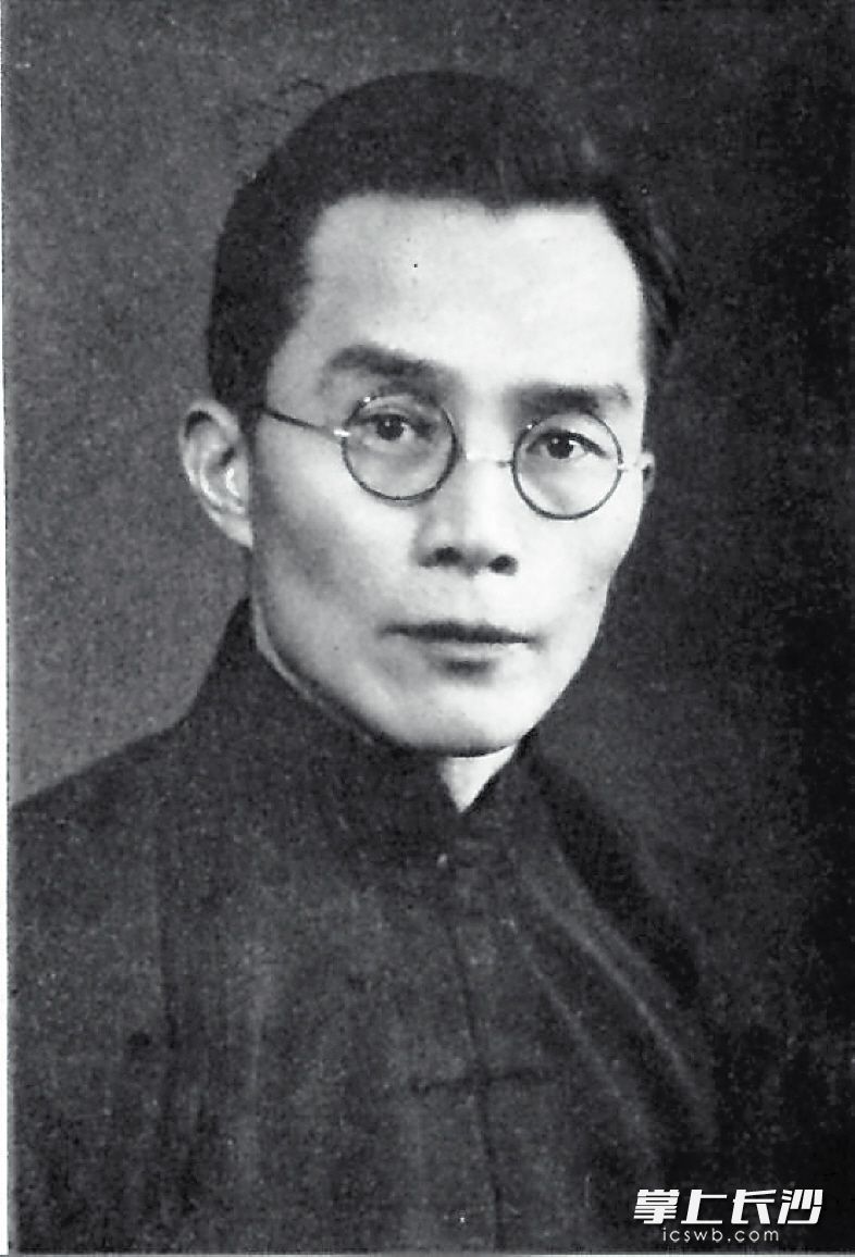 梅贻琦。